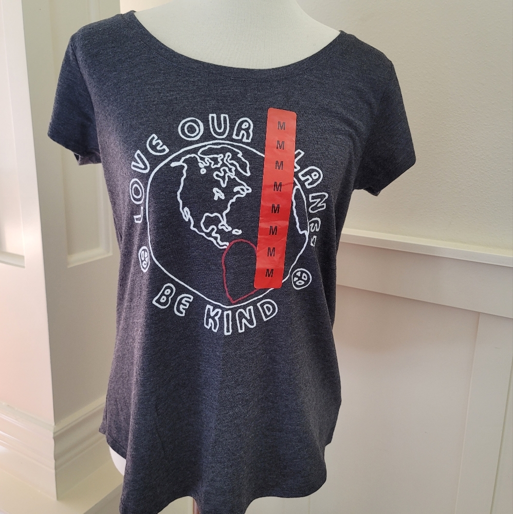 LUCKY Brand cotton tee. New. Size Medium